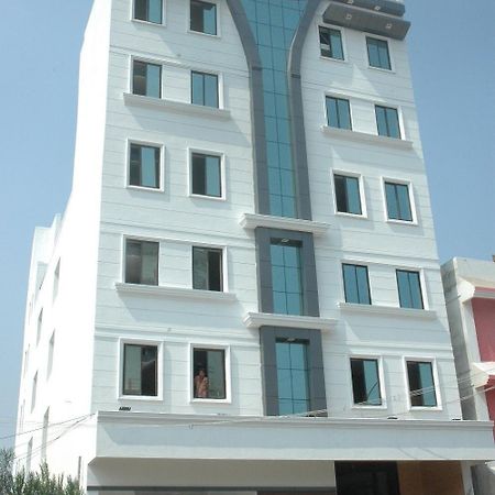 Hotel Mgr פונדיצ'רי מראה חיצוני תמונה